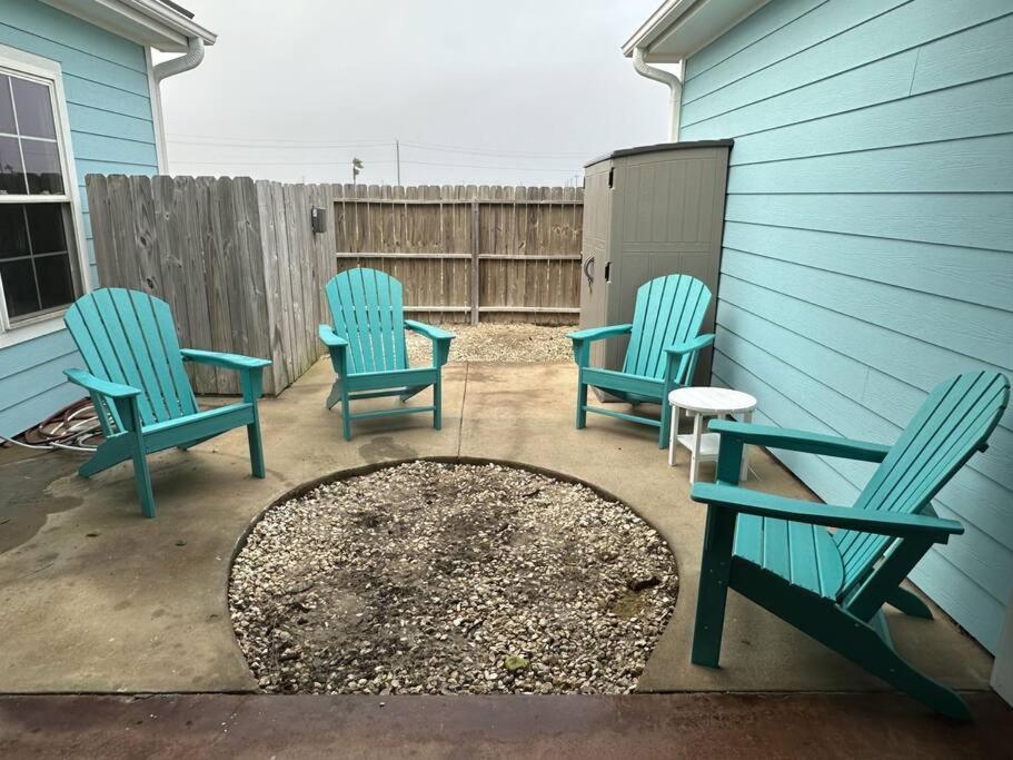 Barefoot Bungalow - Pet Friendly- 2 Bdrm Townhome Corpus Christi Dış mekan fotoğraf