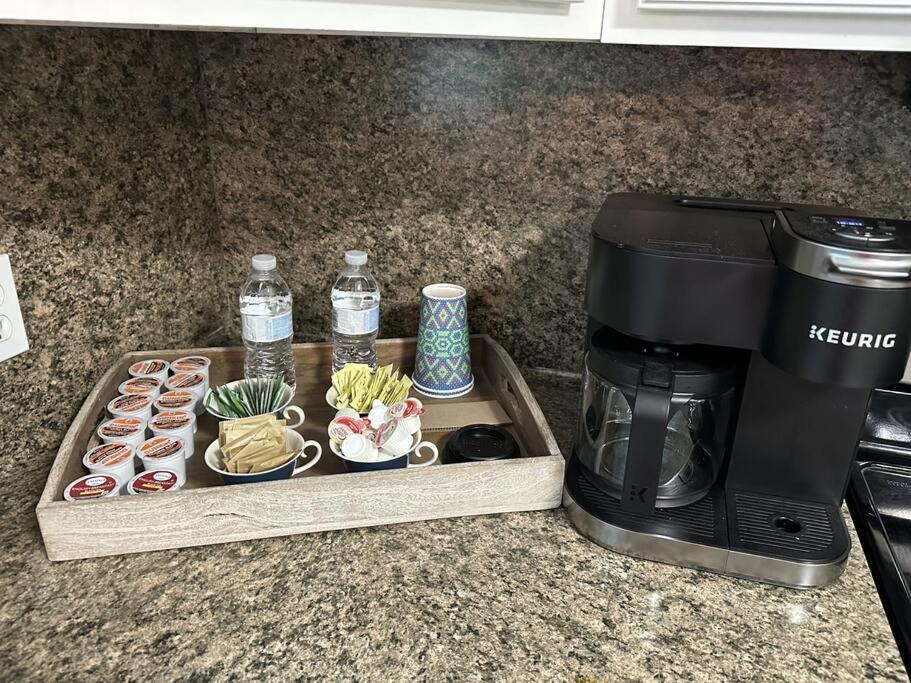 Barefoot Bungalow - Pet Friendly- 2 Bdrm Townhome Corpus Christi Dış mekan fotoğraf